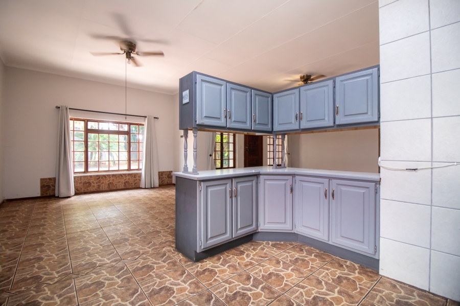 3 Bedroom Property for Sale in Geelhoutpark North West